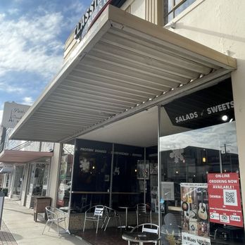 Classic Rock Coffee Co & Kitchen - Outside of building - Coffee & Tea Near Me - Navasota, Texas