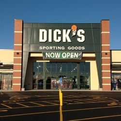 DICK'S Sporting Goods