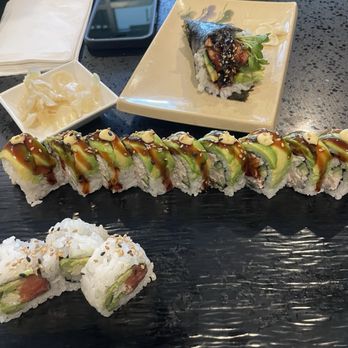 Sumo Sushi - Sushi Bars Near Me - Maple Valley, Washington
