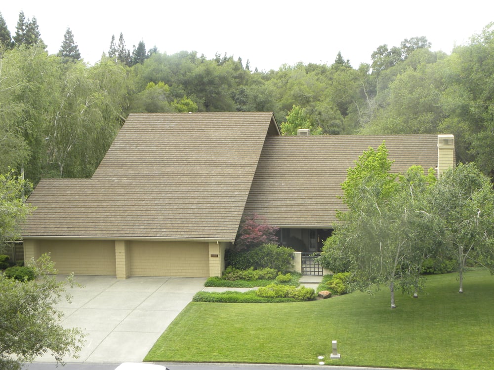 Slide of Brazil Quality Roofing