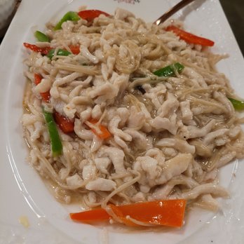 Szechuan Opera - Shredded chicken with needle mushroom - Szechuan Near Me - Rochester, New York Szechuan Opera - Shredded chicken with needle mushroom - Szechuan Near Me - Rochester, New York
