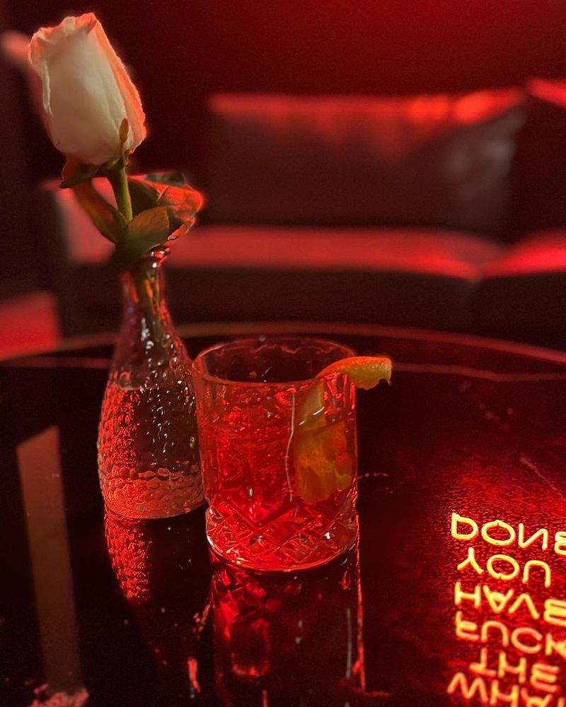 ROSEWOOD BAR Updated May 2024 19 Photos 412 E San Antonio Ave, El