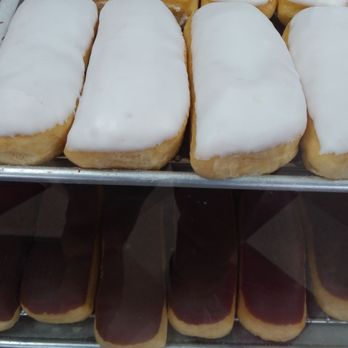 LEE Famous Donuts - One Long John Donut will fill you, not like Dunkin were you need two to do the job. - Donuts Near Me - Libertyville, Illinois LEE Famous Donuts - One Long John Donut will fill you, not like Dunkin were you need two to do the job. - Donuts Near Me - Libertyville, Illinois