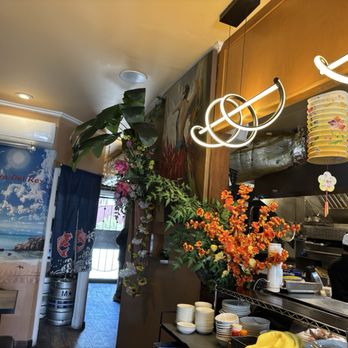 Sushi Beluga - Interior - Sushi Bars Near Me - Playa del Rey, California Sushi Beluga - Interior - Sushi Bars Near Me - Playa del Rey, California