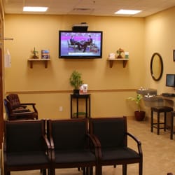 Gulfshore Dental - Gulfshore Dental Fort Myers patient waiting area.