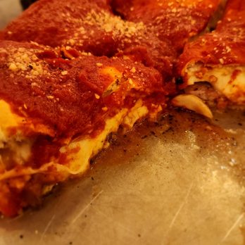 Capri di Nuovo - Chicago style pizza - Italian Near Me - West Allis, Wisconsin