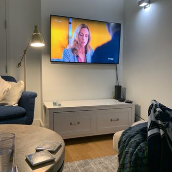 Andrew's TV Installation - Mounted TV - TV Mounting Near Me - Brooklyn, New York