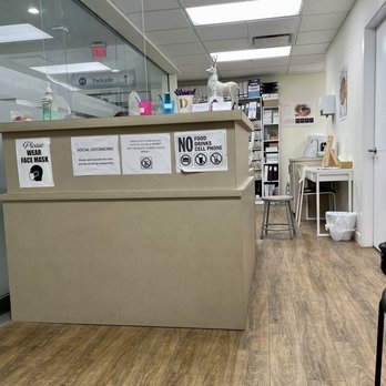 Cheng Francis Y - Optometrist - Shot from waiting area, the interior.. - Optometrists Near Me - Richmond, British Columbia Cheng Francis Y - Optometrist - Shot from waiting area, the interior.. - Optometrists Near Me - Richmond, British Columbia