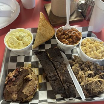 Buh's BBQ II - Barbeque Near Me - Navarre, Florida