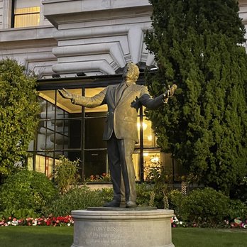 San Francisco Ghosts - Walking Tours Near Me - San Francisco, California San Francisco Ghosts - Walking Tours Near Me - San Francisco, California