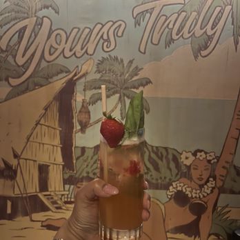 Yours Truly - Speakeasies Near Me - Honolulu, Hawaii Yours Truly - Speakeasies Near Me - Honolulu, Hawaii