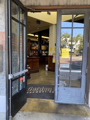 Gordon Biersch Brewing Company by null