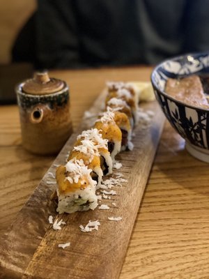 Tomo Sushi & Ramen by null