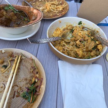 Mingalaba - Nan Gyi Dok and Spicy Lamb curry - Burmese Near Me - Burlingame, California Mingalaba - Nan Gyi Dok and Spicy Lamb curry - Burmese Near Me - Burlingame, California