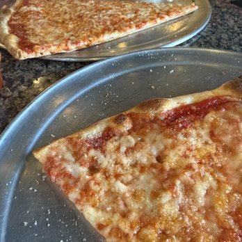 Sabatino's Authentic NY Pizzeria - Single slice - Pizza Near Me - Las Vegas, Nevada Sabatino's Authentic NY Pizzeria - Single slice - Pizza Near Me - Las Vegas, Nevada