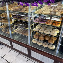 Yum Yum Donuts - Fancy Donut