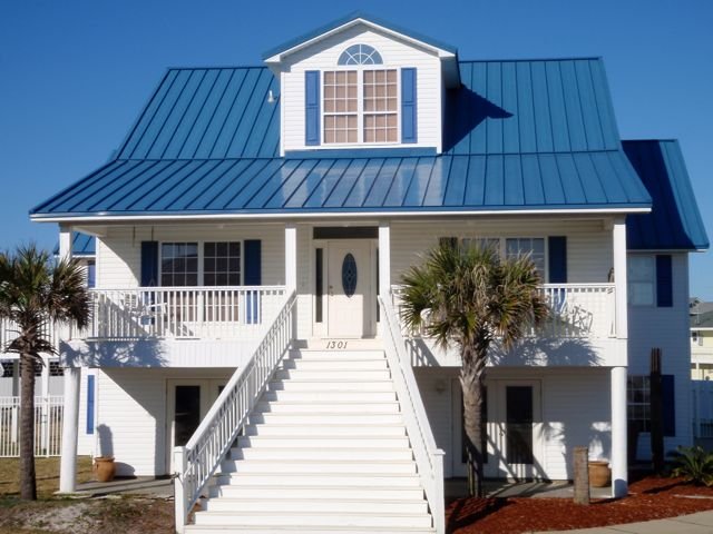 Slide of Guardian Roofing