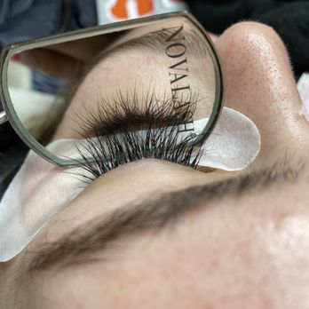 La ti Da Salon - Lash extensions - Hair Salons Near Me - Sonora, California