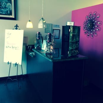 Bombshell Hair & Extension - Hair Extensions Near Me - Henderson, Nevada Bombshell Hair & Extension - Hair Extensions Near Me - Henderson, Nevada