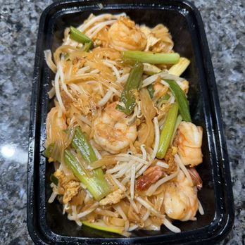 Weera Thai - Rainbow - Pad Thai Shrimp - Thai Near Me - Las Vegas, Nevada Weera Thai - Rainbow - Pad Thai Shrimp - Thai Near Me - Las Vegas, Nevada