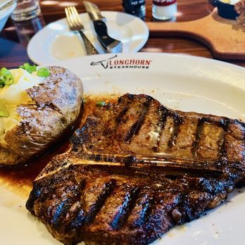LongHorn Steakhouse - Porterhouse steak and baked potato - Steakhouses Near Me - Bakersfield, California LongHorn Steakhouse - Porterhouse steak and baked potato - Steakhouses Near Me - Bakersfield, California