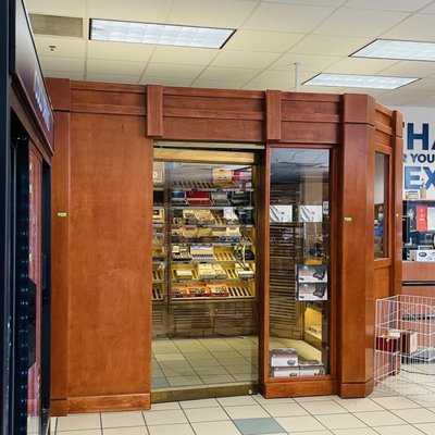 NORFOLK NAVY EXCHANGE PACKAGE STORE - Updated March 2025 - 31 Photos