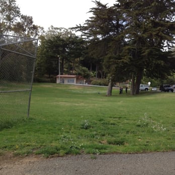 Hillside Park - Parks Near Me - Daly City, California Hillside Park - Parks Near Me - Daly City, California