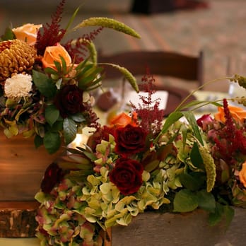 August - Floral and Event Design - Fall Centerpiece - Florists Near Me August - Floral and Event Design - Fall Centerpiece - Florists Near Me