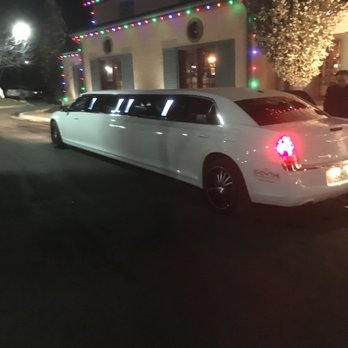 Showtime Transportation - Limos Near Me - Kansas City, Missouri Showtime Transportation - Limos Near Me - Kansas City, Missouri