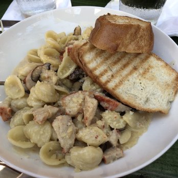 Cafe Verde - Orchetta Alfredo with chicken - Imported Food Near Me - New Smyrna Beach, Florida