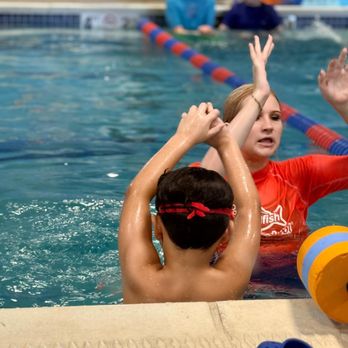 Goldfish Swim School - Algonquin - Swimming Lessons/Schools Near Me - Algonquin, Illinois