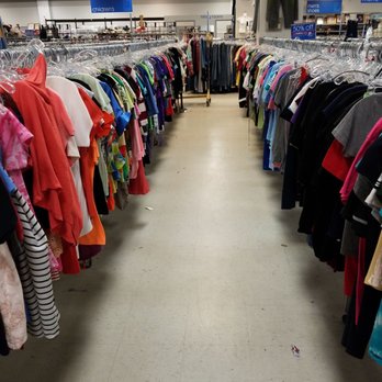 Goodwill Store & Donation Center - Thrift Stores Near Me - Loveland, Colorado Goodwill Store & Donation Center - Thrift Stores Near Me - Loveland, Colorado