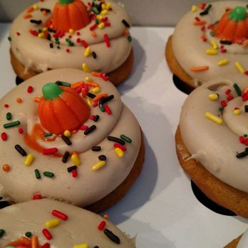 Mix Bakeshop - Pumpkin with maple frosting - Bakeries Near Me - Reno, Nevada Mix Bakeshop - Pumpkin with maple frosting - Bakeries Near Me - Reno, Nevada