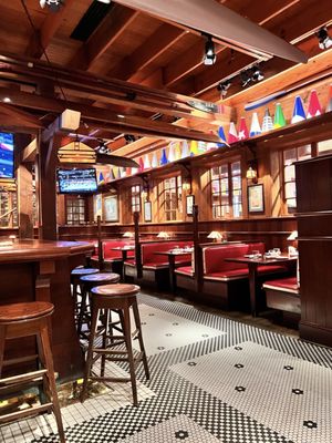 Clyde's at Mark Center by null