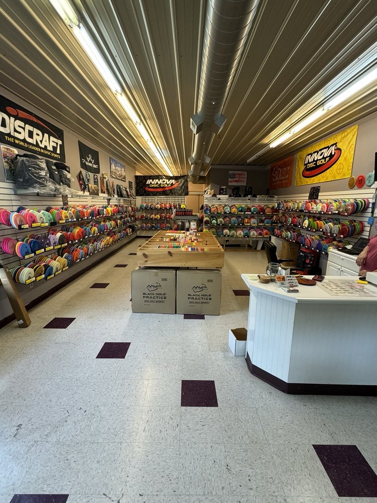 HOCKING HILLS DISC GOLF Updated June 2024 500 N High St, Lancaster