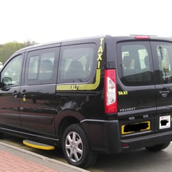 A1 Taxiairport