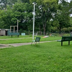 Gillies Creek Park - Cornhole & farm