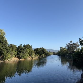 Los Gatos Creek Trail - Nice jogging and bike trail views - Parks Near Me - Campbell, California