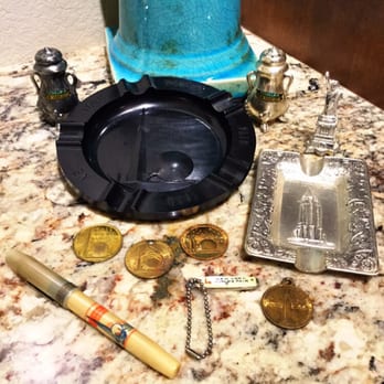 useless objects - Great price on my haul of 1939 NYWF and vintage NY City souvenirs. Thanks so much! - Antiques Near Me - Rochester, New York