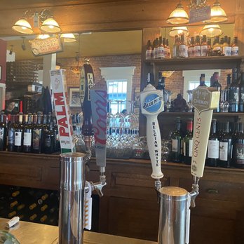 Riverwalk Cafe & Oyster Bar - Ample Bar seating - Seafood Near Me - Stuart, Florida Riverwalk Cafe & Oyster Bar - Ample Bar seating - Seafood Near Me - Stuart, Florida