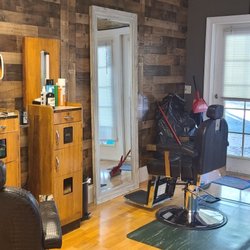 Specialized in Men's hair
