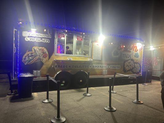 Sabor Tacos by null