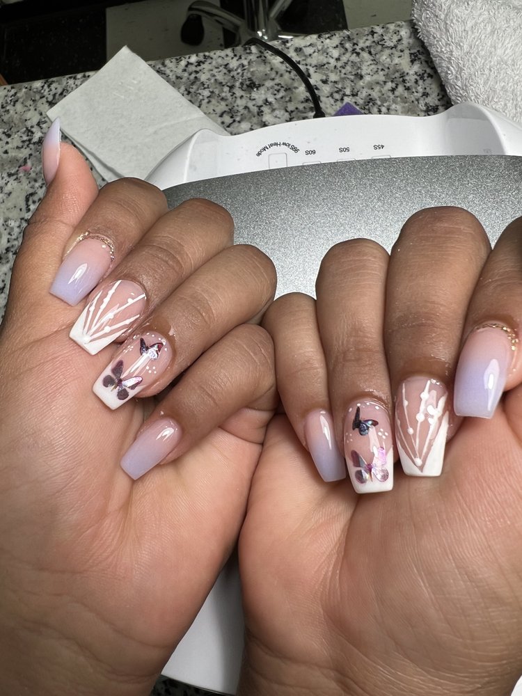 Lv Nails Fairfield Logo