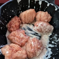 Pizza Hut - Garlic Parmesan Bone-Out Wings