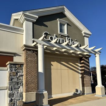 Calvin Klein - Men's Clothing Near Me - Norfolk, Virginia