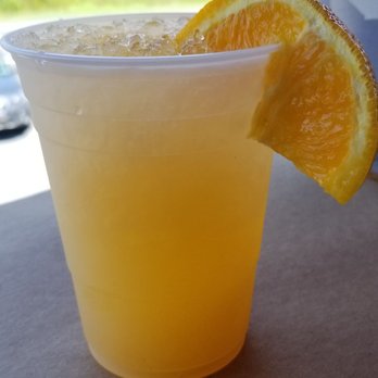 Avery's Maryland Grill - Danielle's Dreamsicle Crush (yum) 8.28.21 - Seafood Near Me - Frederick, Maryland