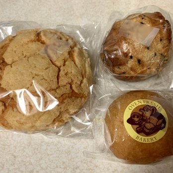 Honu Bakery - Melon pan, sesame mochi bun, and sweet rice donut - Bakeries Near Me - Honolulu, Hawaii Honu Bakery - Melon pan, sesame mochi bun, and sweet rice donut - Bakeries Near Me - Honolulu, Hawaii