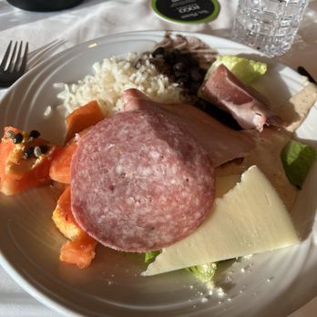 Fogo de Chão - Salad starter - Brazilian Near Me - Garden City, New York Fogo de Chão - Salad starter - Brazilian Near Me - Garden City, New York