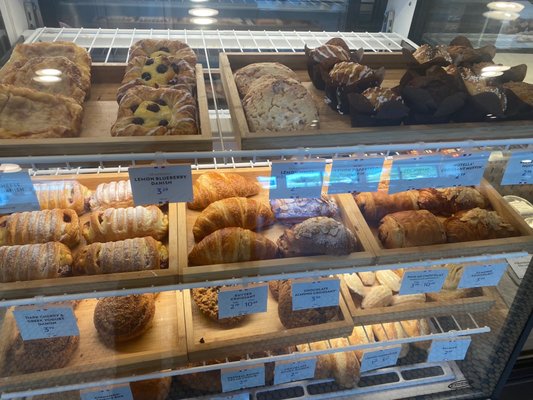 la Madeleine French Bakery & Cafe Montfort by null