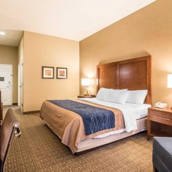 Comfort Inn & Suites Dover-Portsmouth